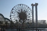 һ�յ�˹����԰����ð����԰/Disney's California Adventure (Ӣ����)