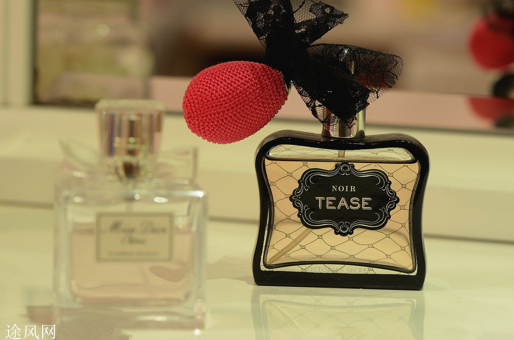 巴黎香水小知识-法国香水常识-法国巴黎香水文化-途风旅游网【途风